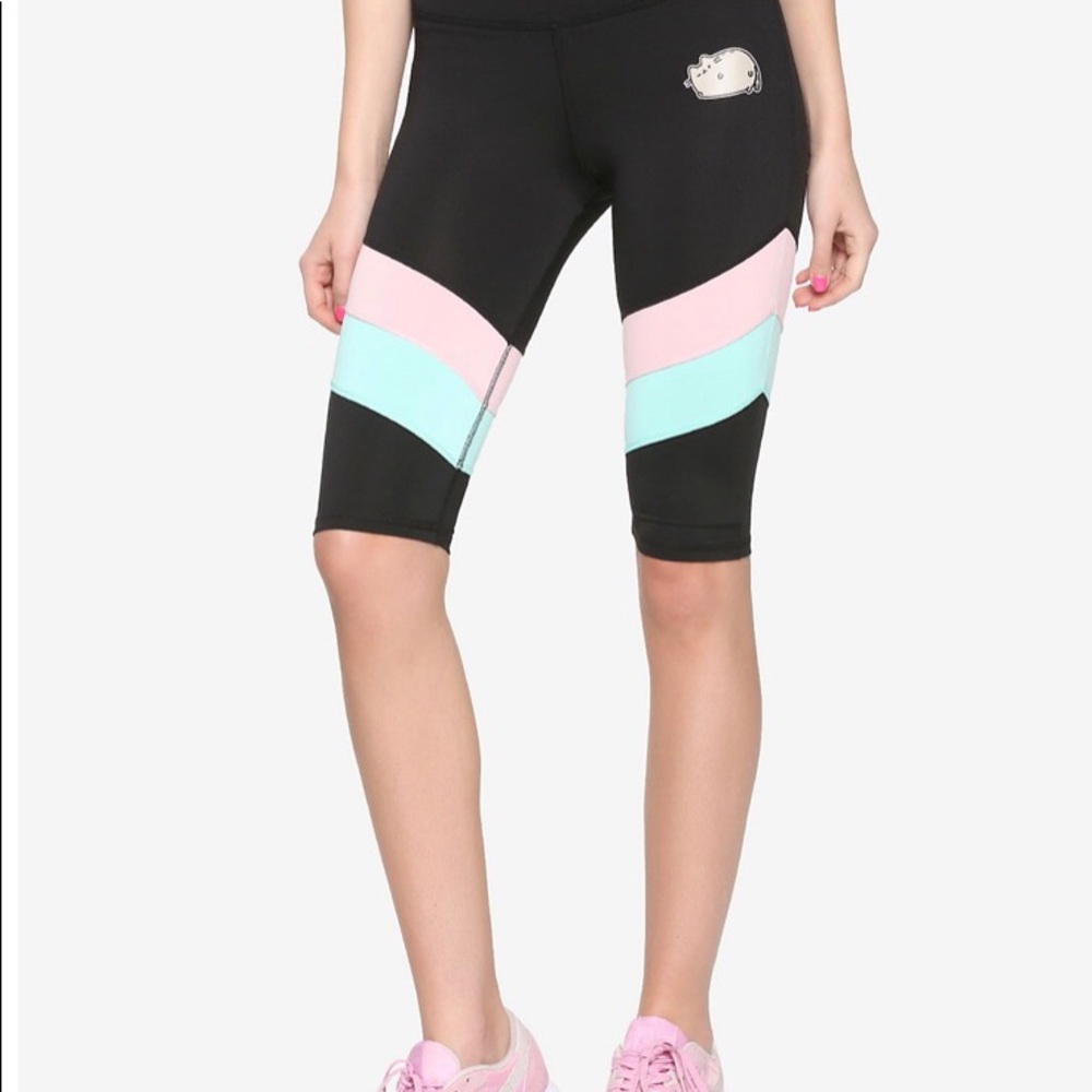 Pusheen so lazy Biker shorts